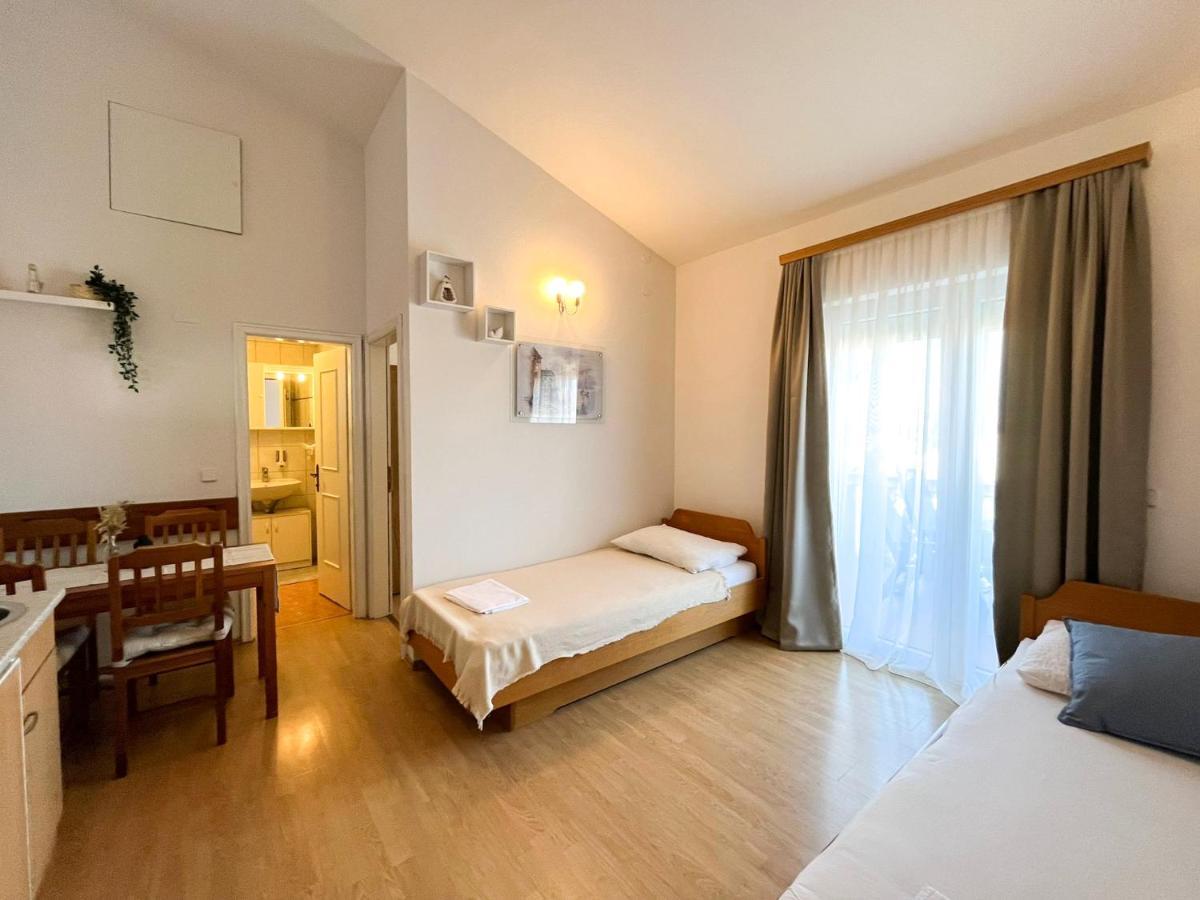 Apartments Dubravka Medulin Exterior photo
